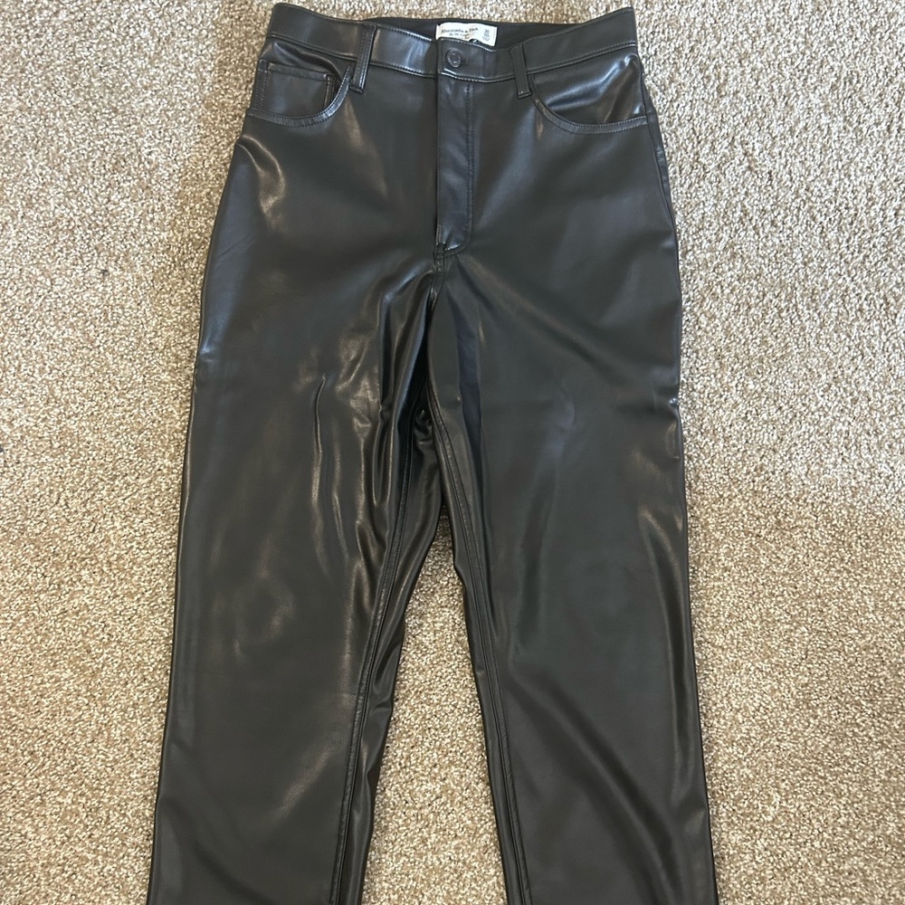 Abercrombie & Fitch Womens Pleather Pants